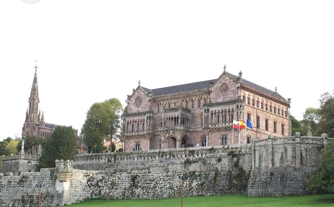 La Aldea 3 , Centro De Comillas Eksteriør bilde